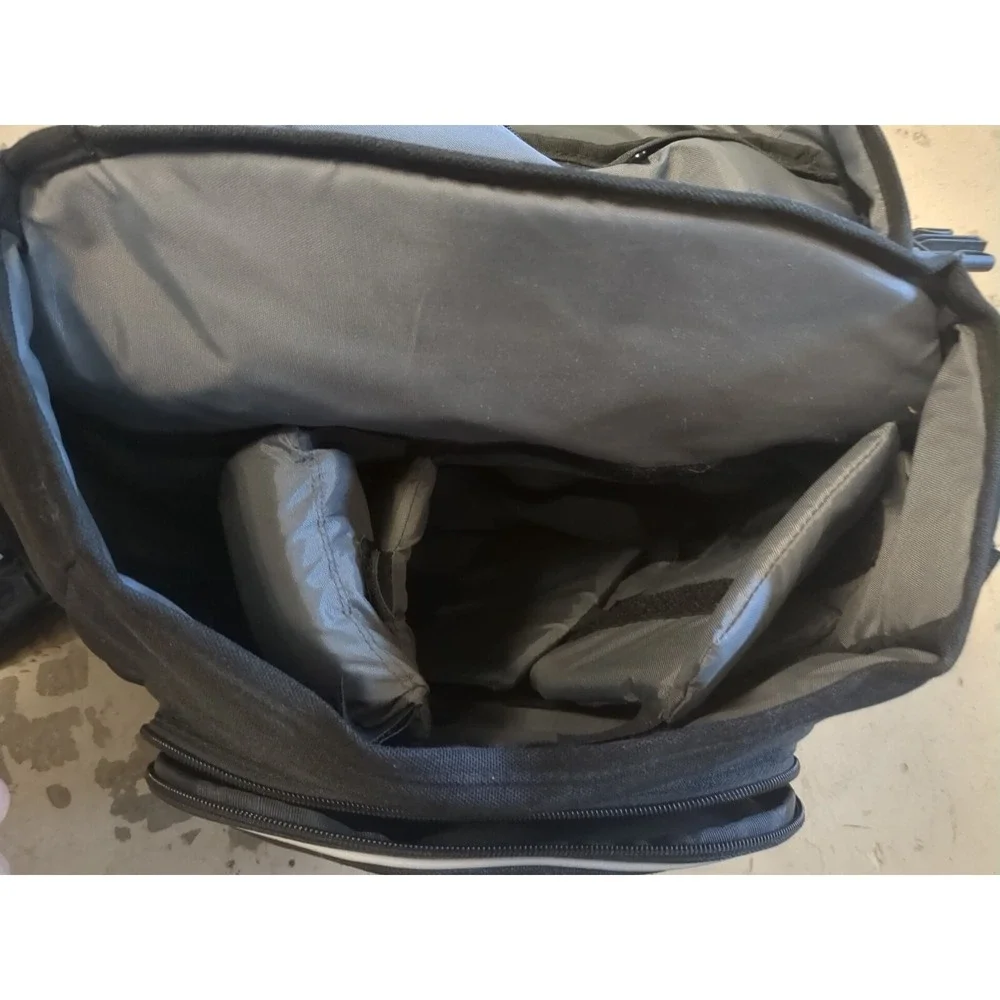 Tamrac Velocity 9X Compartmented Camera Bag Shoulder SlingPac